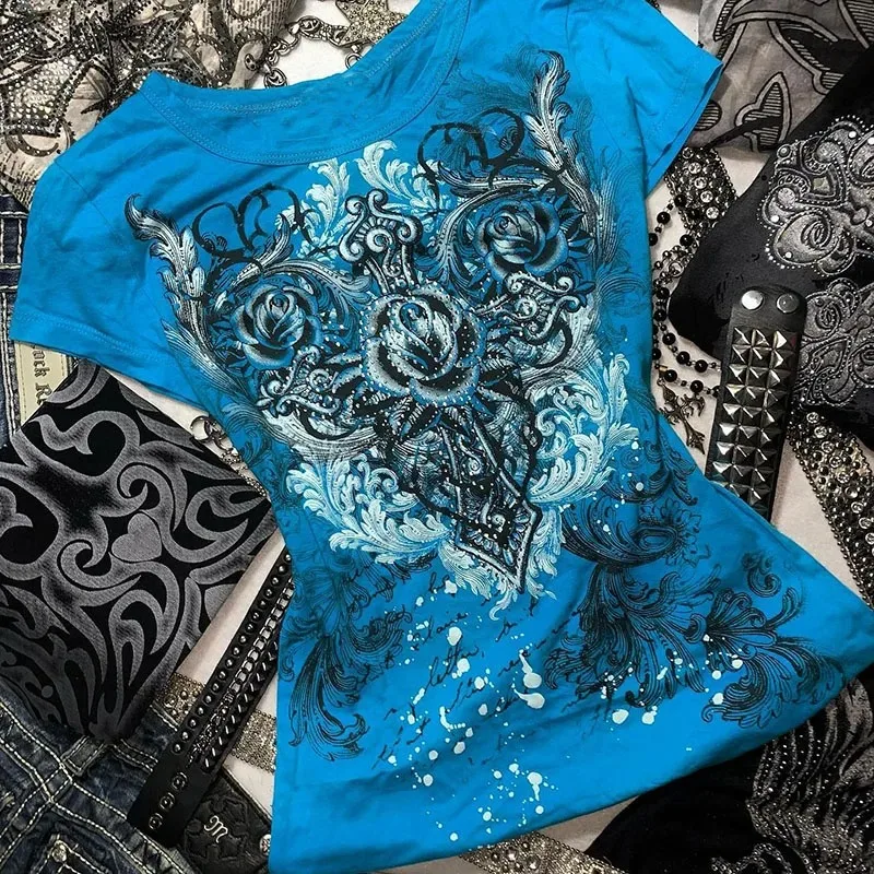 Women's Y2K Grunge Rhinestone Heart Rose Tee - Image 6