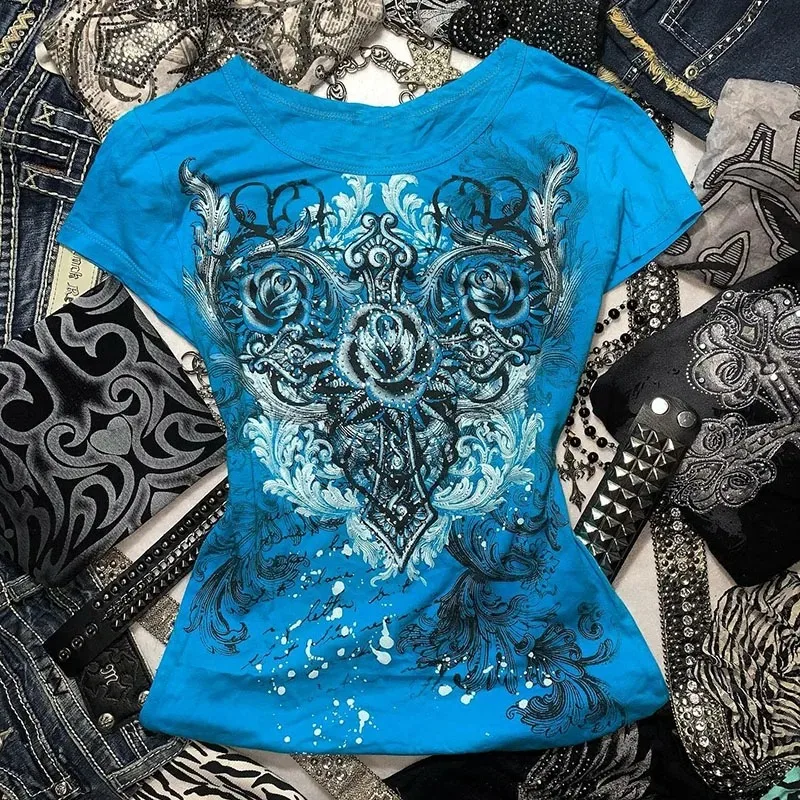 Women's Y2K Grunge Rhinestone Heart Rose Tee - Image 4
